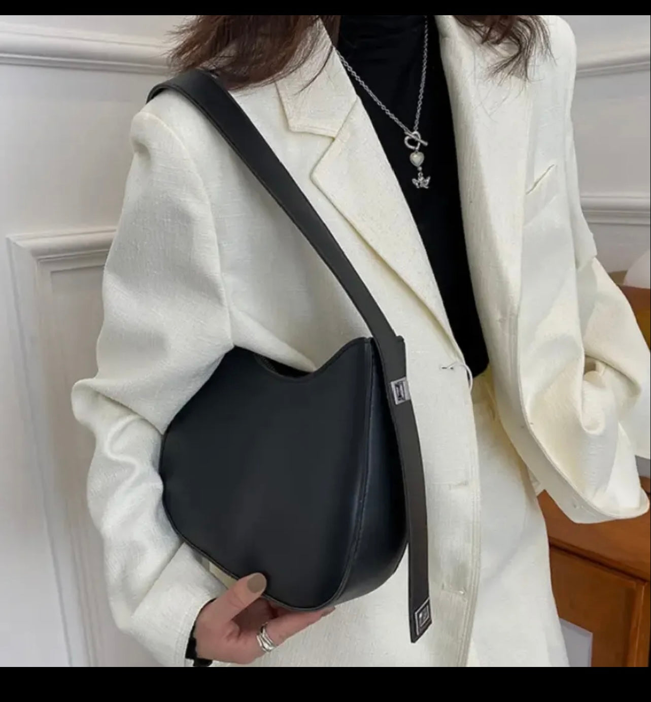 The Windsor Shoulder Bag